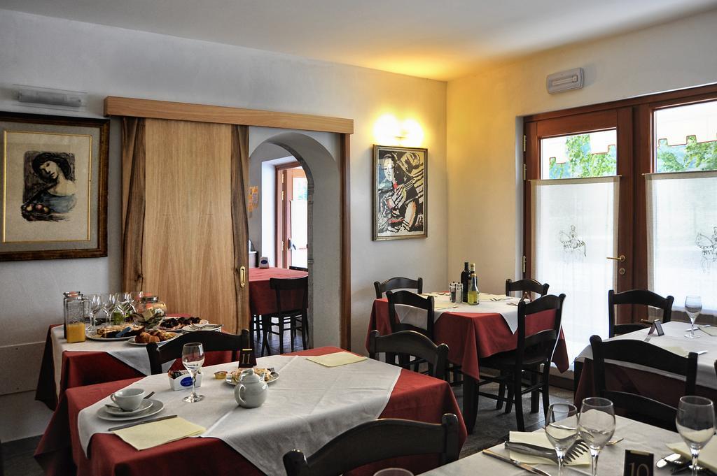 Locanda Del Re Feltre Exterior photo